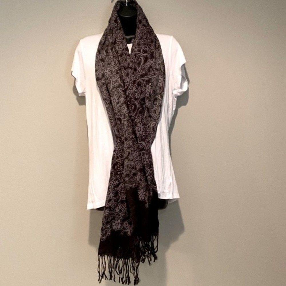 Cejon Scarf - Picture 2 of 3